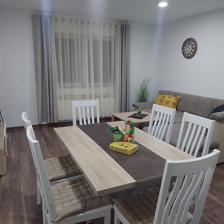 Apartman Danijela Otocac Exterior photo