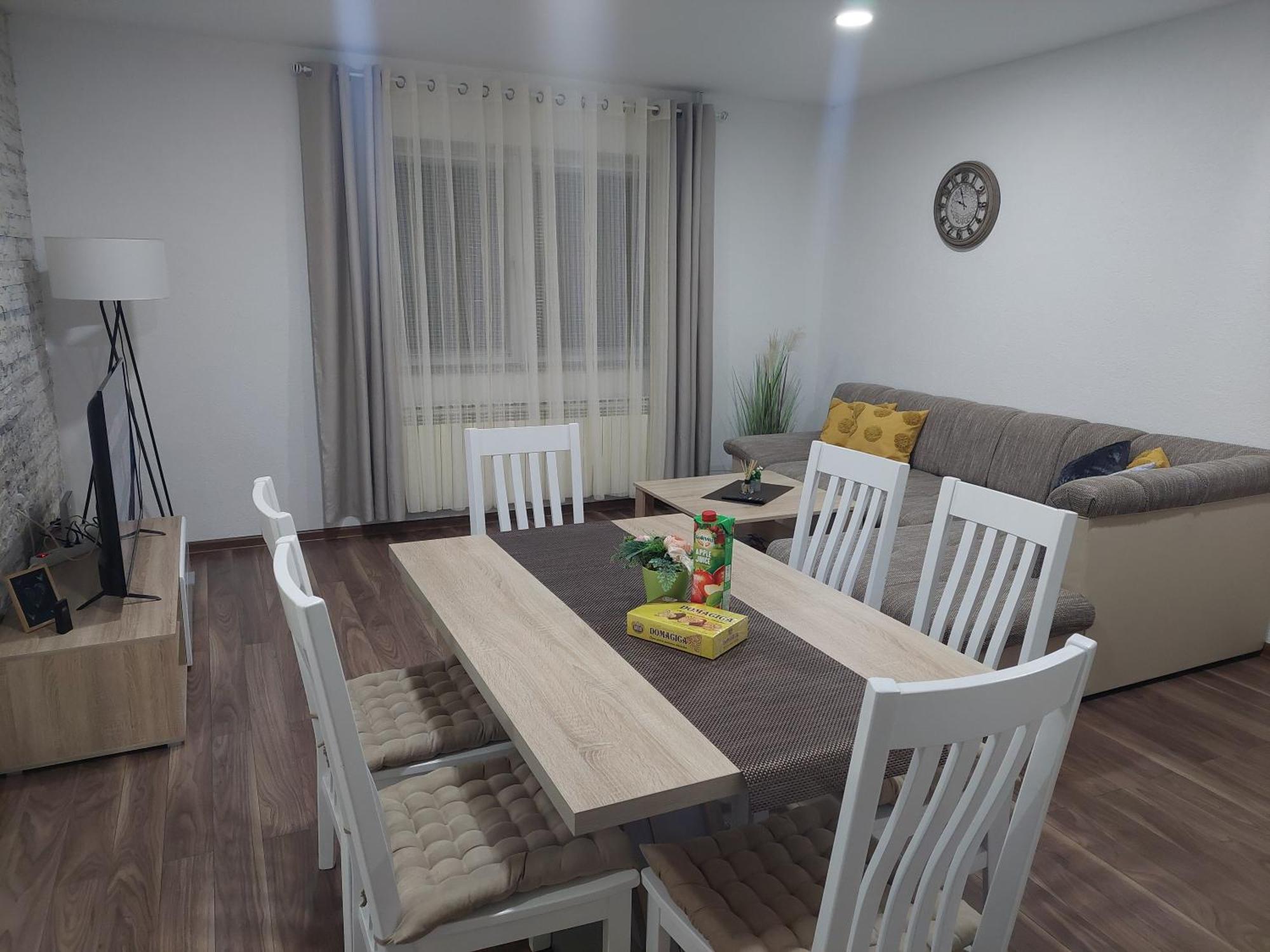 Apartman Danijela Otocac Exterior photo